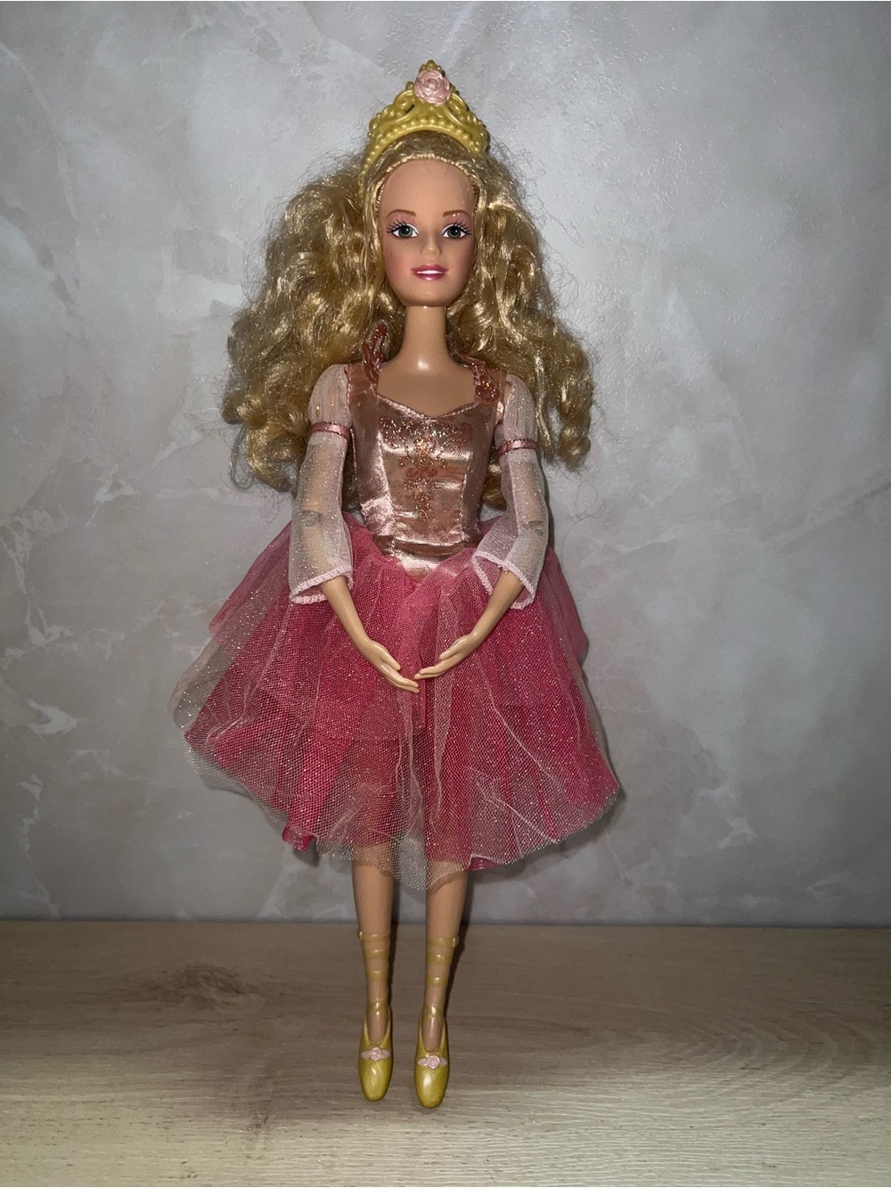2006 Barbie in The 12 Dancing Princesses Genevieve Doll Mattel Movie Princess